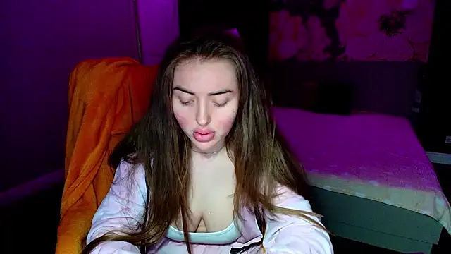 MissisCaty online show from March 31, 7:25 pm