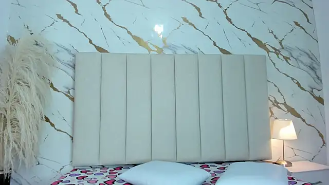  Emma whiitee  online show from November 25, 12:49 pm