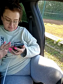 CannabisQueenn online show from March 16, 3:17 pm