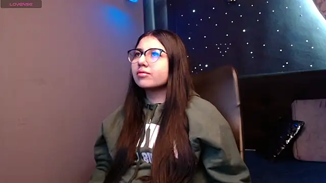 Snapshot of sweety_ashly chatting on February 20, 11:31 am sweety ashly online show from February 20, 11:31 am