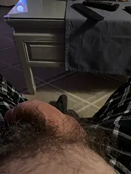 Snapshot of Avignon1963 chatting on April 11, 5:01 am Avignon1963 online show from April 11, 5:01 am