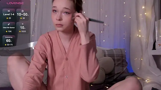 Kellybbface online show from February 12, 4:18 am