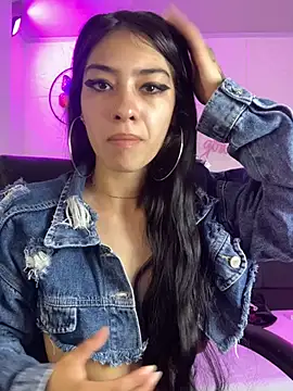 Snapshot of TayylorSexx chatting on February 21, 11:54 pm TayylorSexx online show from February 21, 11:54 pm