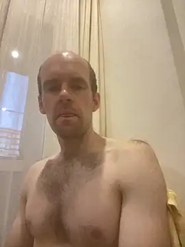 LynnAhNight online show from September 24, 3:10 am