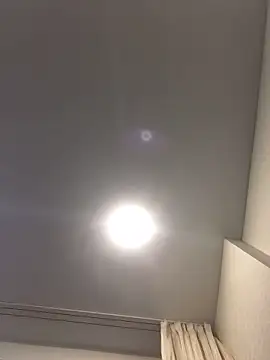 LynnAhNight online show from November 21, 3:27 am