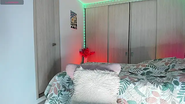 NamiDoll online show from April 11, 7:45 am