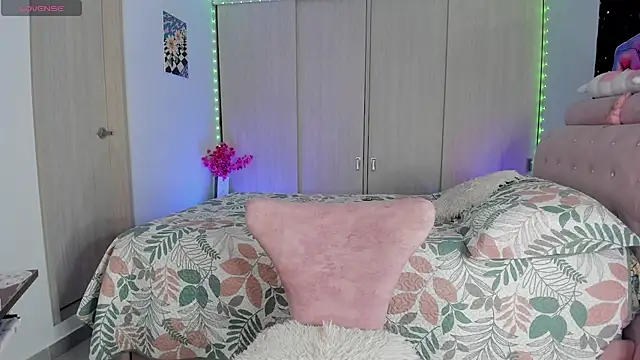 NamiDoll online show from April 13, 6:19 am