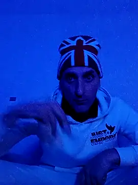 ANGELSANTAMARIA- online show from December 1, 8:14 pm