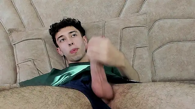 Snapshot of erickblaze_wm chatting on February 12, 6:40 pm erickblaze wm online show from February 12, 6:40 pm