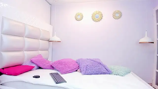 Hiyakasudere online show from March 17, 2:34 pm