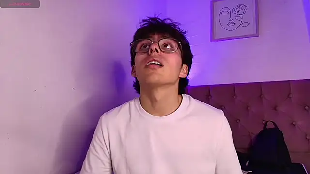 PepperTwink online show from November 8, 4:40 pm