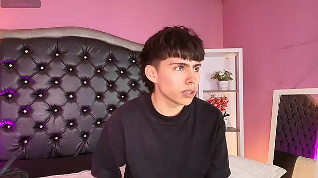 PepperTwink online show from November 30, 1:26 pm