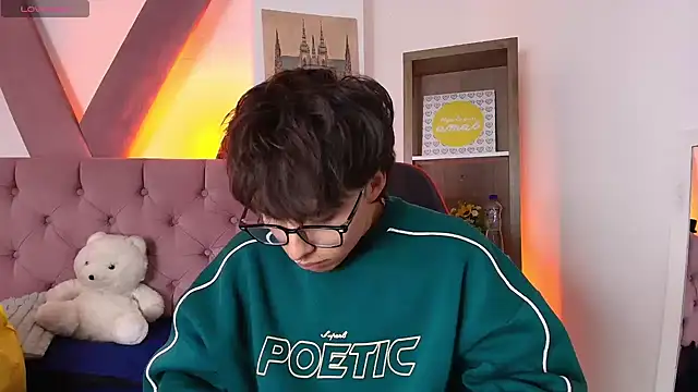 PepperTwink online show from March 17, 3:59 pm