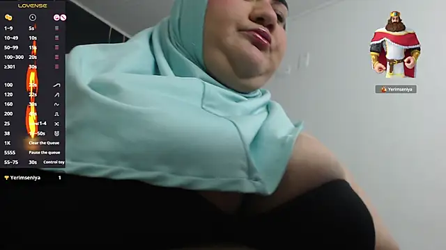 Snapshot of Aaliyah11 chatting on March 3, 2:47 am Aaliyah11 online show from March 3, 2:47 am