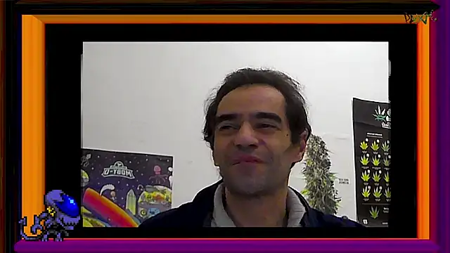 Snapshot of ReyDeBotones chatting on March 17, 1:03 am ReyDeBotones online show from March 17, 1:03 am