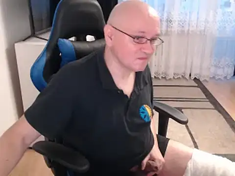 Snapshot of ruplumber chatting on February 4, 6:25 am ruplumber online show from February 4, 6:25 am