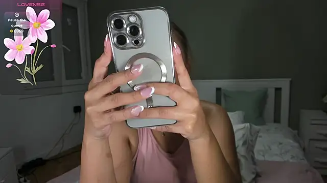 Izadi 7 online show from October 6, 10:29 pm