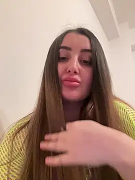 Snapshot of hotAlys chatting on March 4, 5:34 pm hotAlys online show from March 4, 5:34 pm
