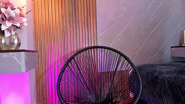 ariana jhonson1 online show from February 10, 12:39 pm