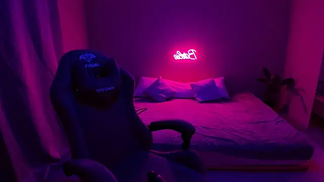 YourMegan online show from February 19, 1:40 am