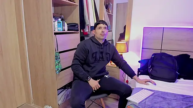 ILoveNYStyle online show from March 12, 1:36 am