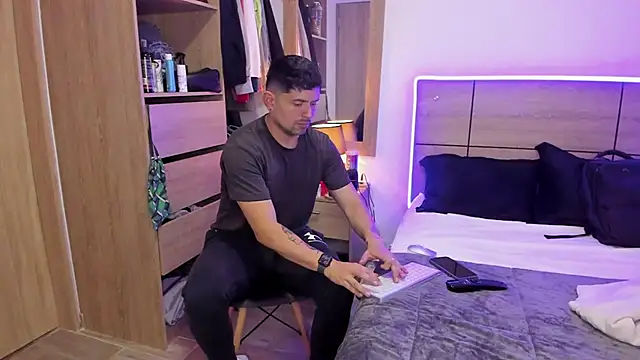 ILoveNYStyle online show from March 17, 9:45 pm