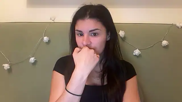 Snapshot of Petitecookie chatting on September 23, 8:56 pm Petitecookie online show from September 23, 8:56 pm