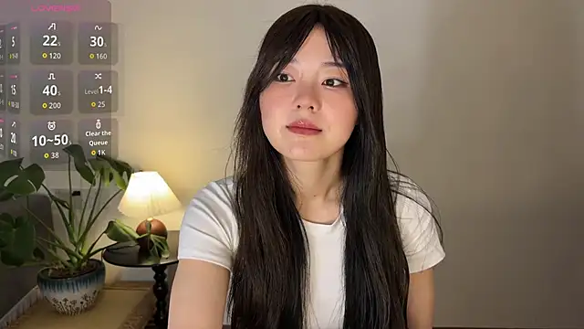 nanaliu6 online show from April 10, 2:06 am