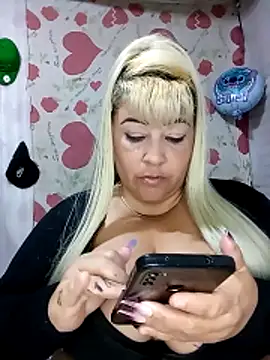 BonniAdams online show from December 21, 12:40 am