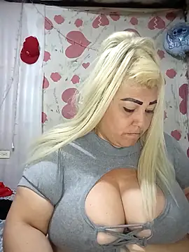 BonniAdams online show from April 13, 5:02 am