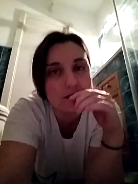 Snapshot of PrincessEileen89 chatting on March 5, 12:05 am PrincessEileen89 online show from March 5, 12:05 am