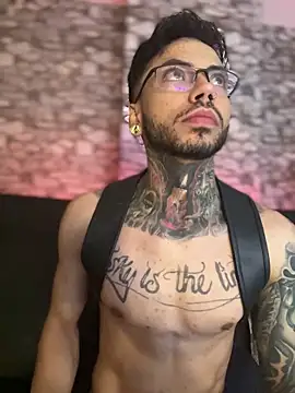 Snapshot of Walker_Thomas1 chatting on February 14, 5:36 pm Walker Thomas1 online show from February 14, 5:36 pm