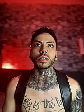 Snapshot of Walker_Thomas1 chatting on September 21, 2:13 am Walker Thomas1 online show from September 21, 2:13 am