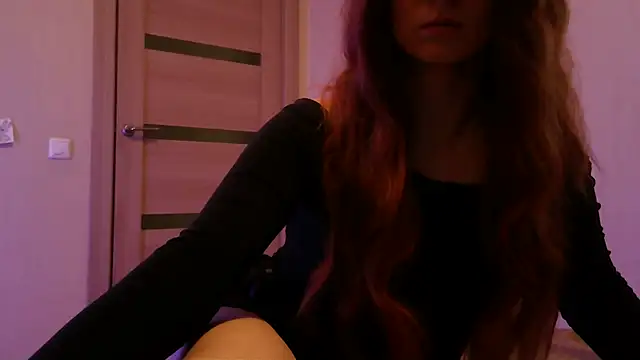  AliceOwen  online show from March 17, 10:28 pm