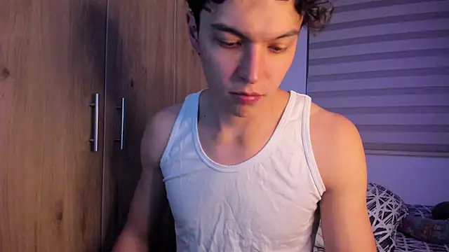 Mastrangelo xxx online show from September 16, 4:24 am