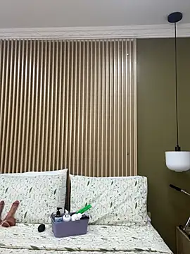 Snapshot of JessyCream chatting on February 18, 6:15 pm JessyCream online show from February 18, 6:15 pm