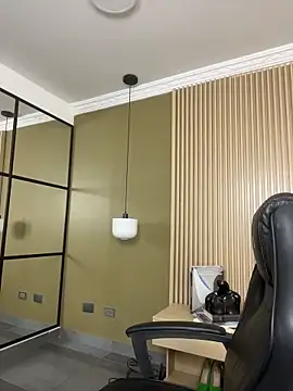 Snapshot of JessyCream chatting on February 25, 8:07 pm JessyCream online show from February 25, 8:07 pm