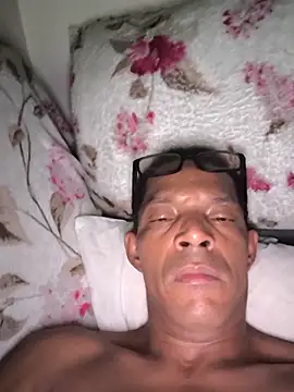 Renato571 online show from April 7, 11:37 pm