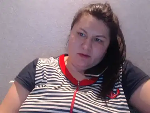 KiraSwee online show from March 1, 5:49 pm