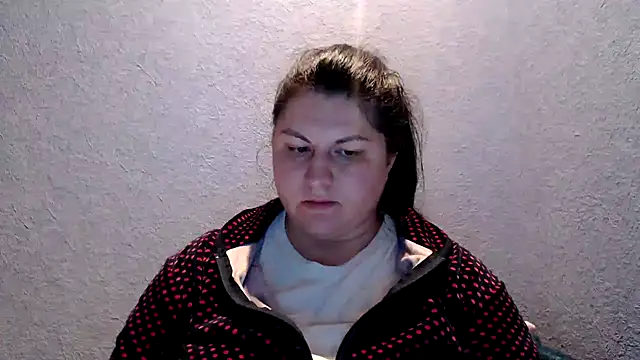 KiraSwee online show from October 23, 5:23 pm