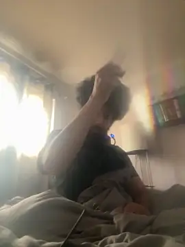 Snapshot of Damien55 chatting on November 12, 3:12 pm Damien55 online show from November 12, 3:12 pm