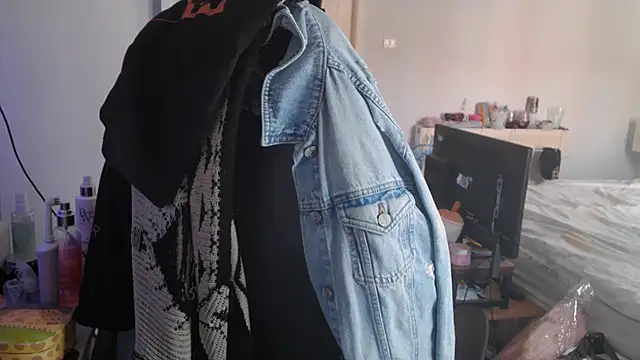 AureliaXOX online show from September 24, 8:28 am