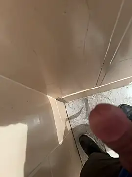 sark0606 online show from February 27, 6:52 pm