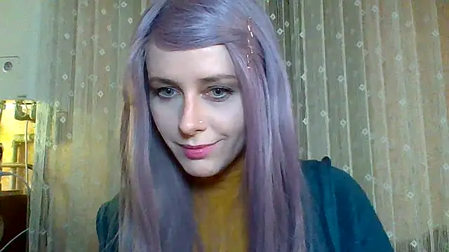 LuminousLady online show from February 18, 7:30 pm