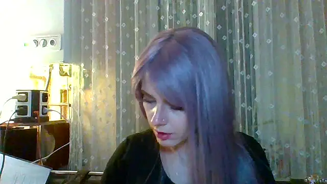 LuminousLady online show from March 7, 12:04 am