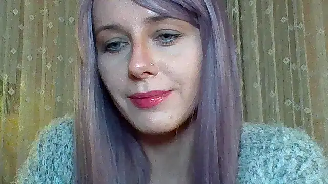 LuminousLady online show from March 14, 9:32 pm