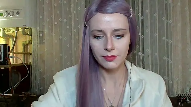 LuminousLady online show from March 15, 6:32 pm