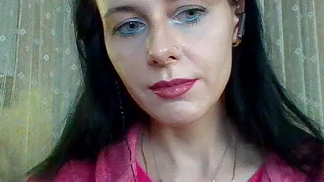 LuminousLady online show from March 18, 12:16 am