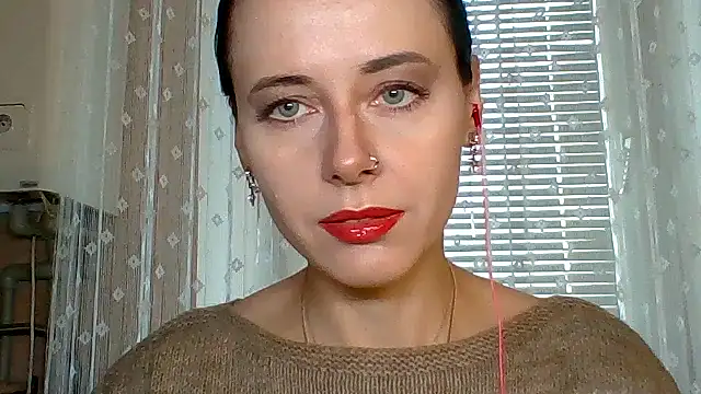 LuminousLady online show from October 30, 10:06 am