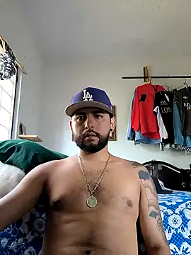 Snapshot of dickman10 chatting on February 9, 10:21 pm dickman10 online show from February 9, 10:21 pm